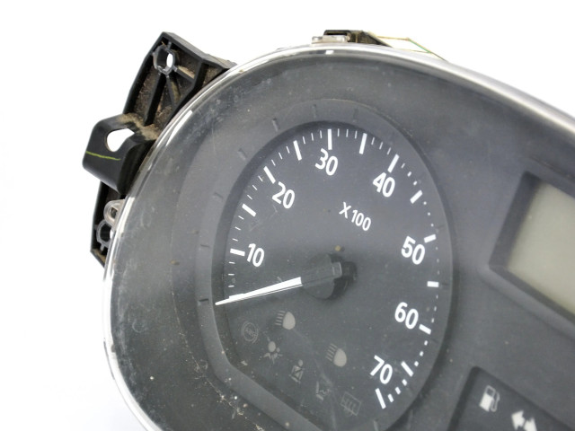 Панель приборов 8200377202A Dacia Logan I