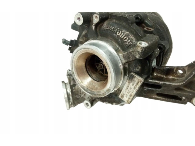 Турбина Audi SQ7 057145653N, CZA