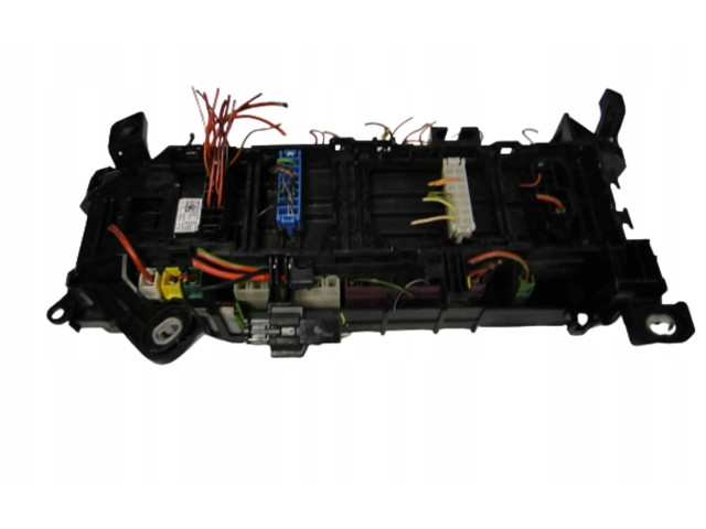 Блок предохранителей A2469066600 Mercedes-Benz A W176