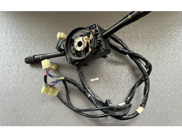 Ручка стеклоочистителей 35250-SB0-744   Honda Prelude