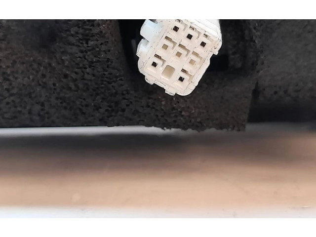 Zpětné zrcátko Mazda 5 2008