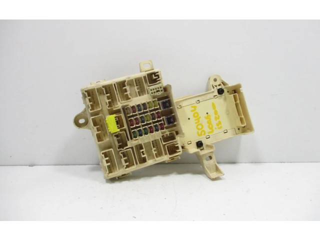 Блок предохранителей Lexus IS 200-300