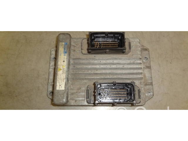 Блок управления двигателя 112500-0200, 98000322   Opel Meriva A