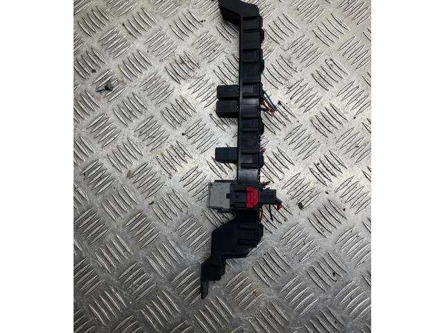 Блок предохранителей A9065460643    Volkswagen Crafter   