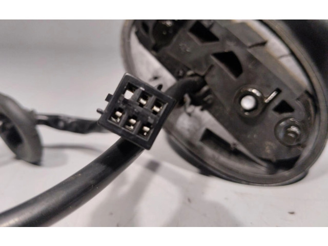 Зеркало электрическое Opel Meriva B 2010 - 2016 года