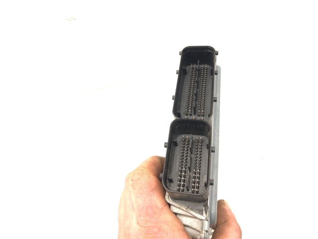 Řídící jednotka 03L906023PK, 5WP42946AA Volkswagen Caddy 2012