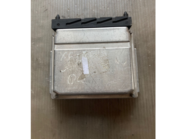 Блок управления двигателя 08675761A, 1039S00000 Volvo XC90