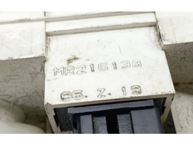 Блок управления климат-контролем MR216138 Mitsubishi Galant