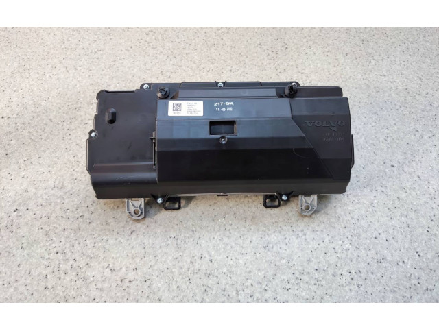 Панель приборов 32311165 Volvo XC40