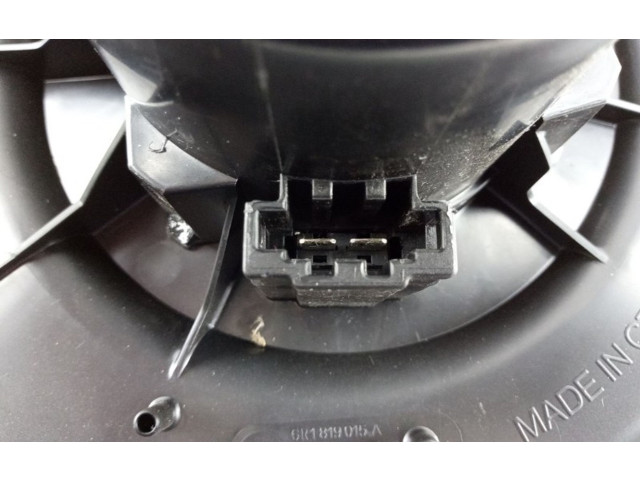 Вентилятор печки    6R1819015A, 6R1819015A   Skoda Fabia Mk2 (5J)