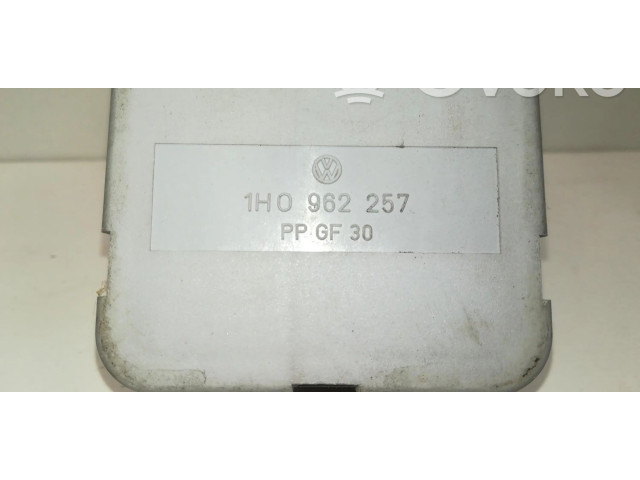 Блок управления 1H0962257   Volkswagen Golf III