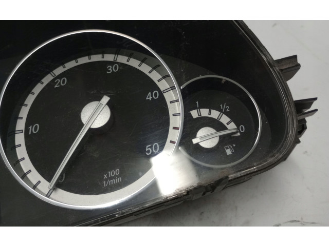 Přístrojová deska Mercedes-Benz C W203 2006 A2035404148