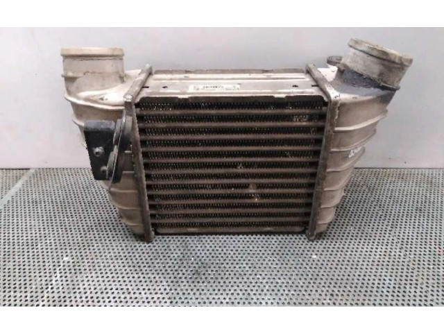Интеркулер 8L9145805G Audi A3 S3 8L