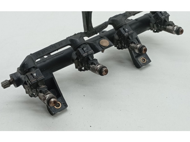 Топливная рампа 9655833580, 9653708980 Citroen C2