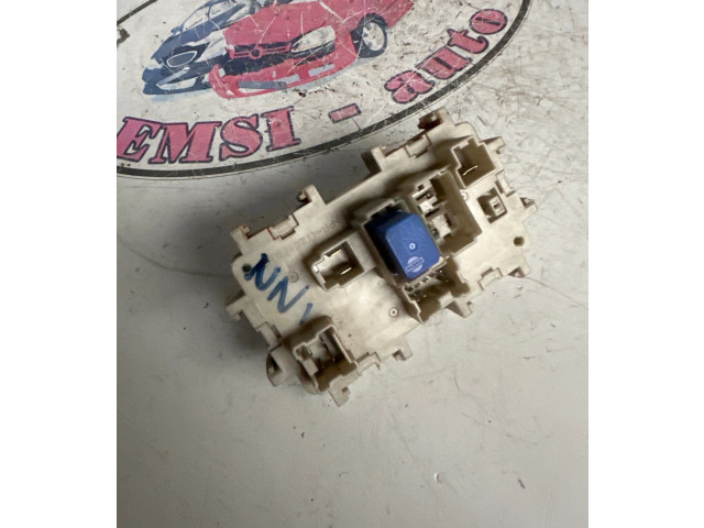 Pojistková skříňka 0191 Nissan Navara D40 2006