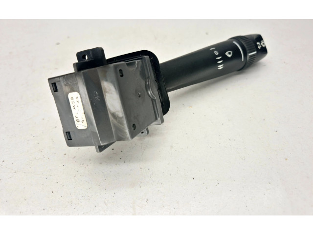 Ручка стеклоочистителей Volvo V70