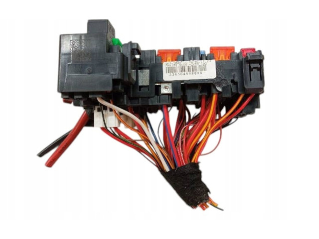 Блок предохранителей 5Q0937615C Skoda Karoq