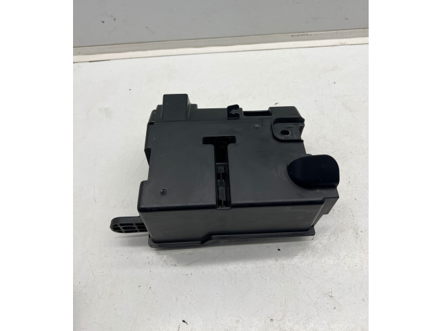 Шатун  243805284R    Dacia Spring  