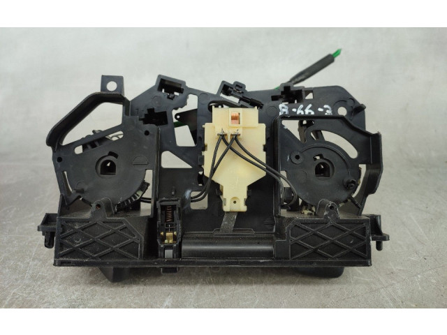 Блок управления климат-контролем Daihatsu Sirion