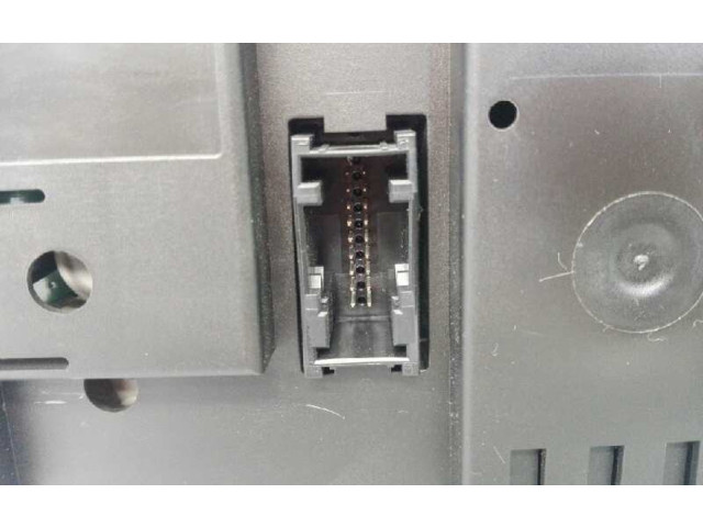 Přístrojová deska BMW 1 E81 E87 2009 102495298, IK922094901Q