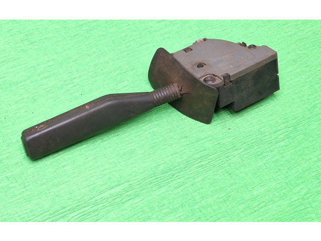 Ручка стеклоочистителей 510033582001   Peugeot 104