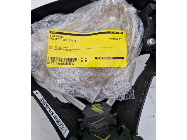 Руль Peugeot 107 2005 - 2014 года 45100-0h030
