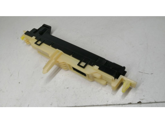 Дисплей 8395042080, 022200937 Toyota RAV 4 (XA40)