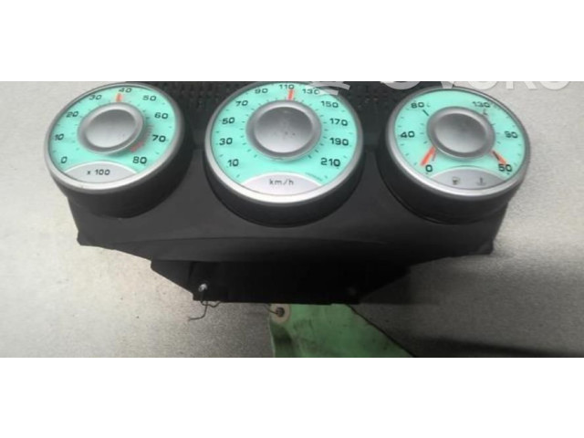 Панель приборов 610585   Citroen C8       