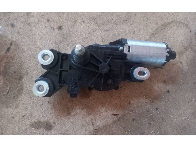 Моторчик заднего дворника 31290787, 30663891    Volvo V70