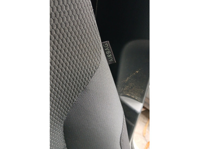 Подушка безопасности в сиденье Volkswagen Golf VII