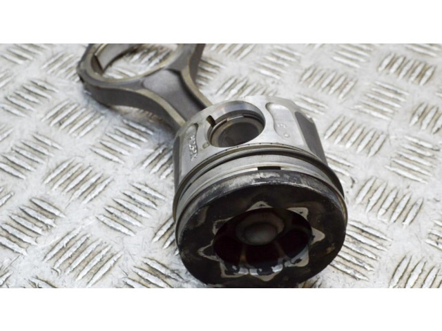 Поршень 448DT Land Rover Range Rover L405 для дизельного двигателя 4.4