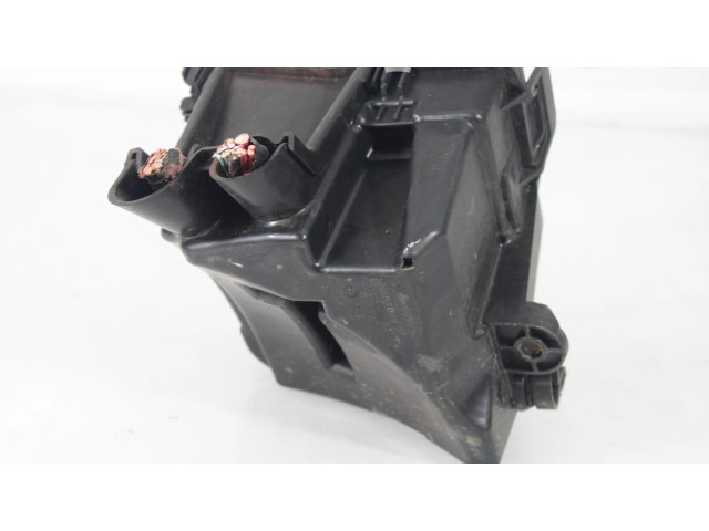 Pojistková skříňka Řídící jednotka BSM 243804185R Renault Clio IV 2016