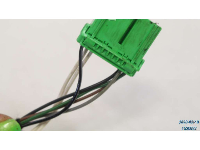 Зеркало электрическое Volvo V70 2005 - 2008 года