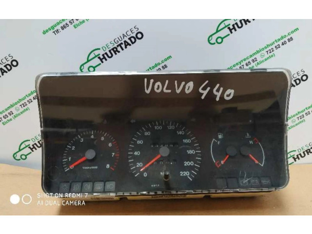 Панель приборов 45392204   Volvo 440       