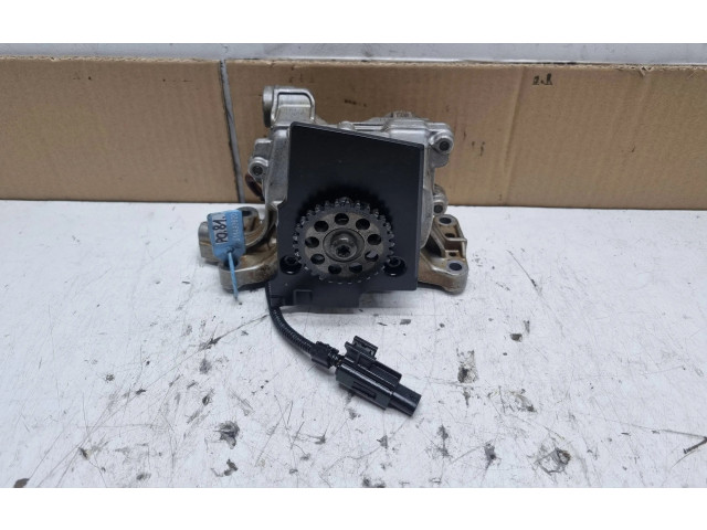 Масляный насос 31430089-AB Volvo S40