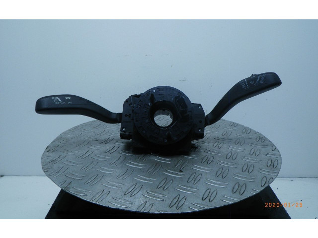 Панель приборов 6Q0953503EC Skoda Fabia Mk2 (5J)