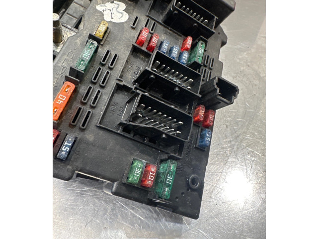 Pojistková skříňka 9650663880 Peugeot 307 2003