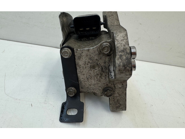 Масляный насос   4611047610  KIA Stinger 