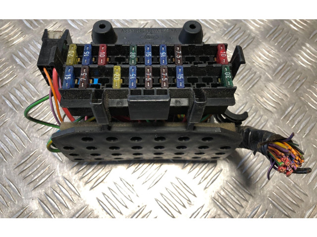 Блок предохранителей 94FG14A073AA, 94FG14A074AB Ford Fiesta