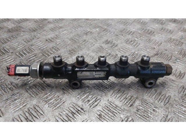 Магистральная трубка топлива