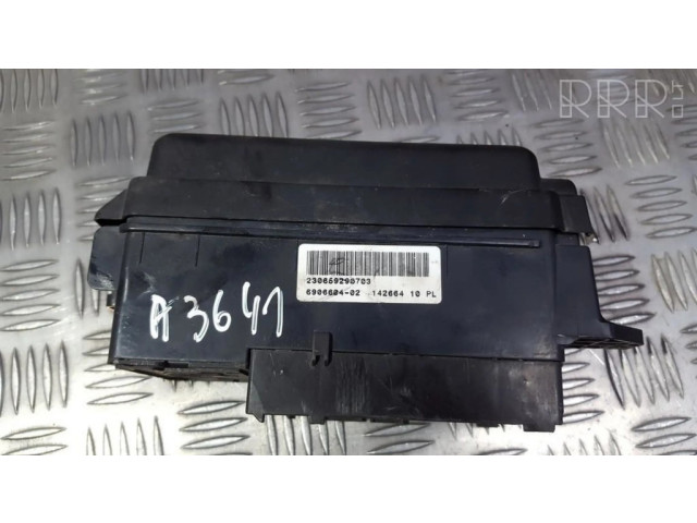 Блок предохранителей 690660402, 6906604-02 Mini One - Cooper R50 - 53