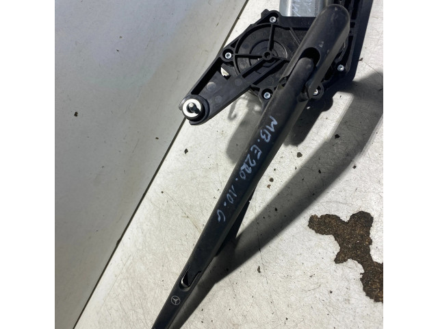 Моторчик заднего дворника A2128200342, W000005085    Mercedes-Benz E W212