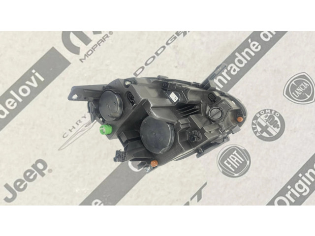 Передняя фара