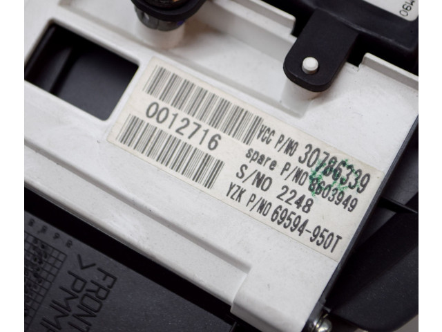 Панель приборов 30786339, 30710071   Volvo C70       