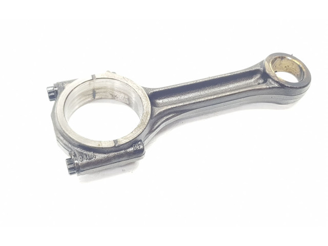 Шатун DFGA 04L105401A, 04L105401A    Skoda Superb B8 (3V)  