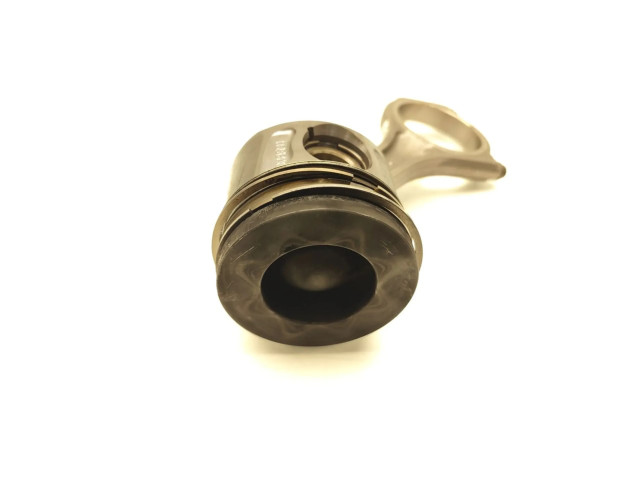  Поршень с шатуном 306DT(TDV6) 306DT, TDV6  Land Rover Range Rover L405 для дизельного двигателя 3.0