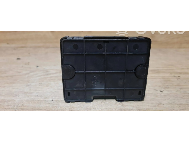 Блок управления 8637065   Volvo S70  V70  V70 XC