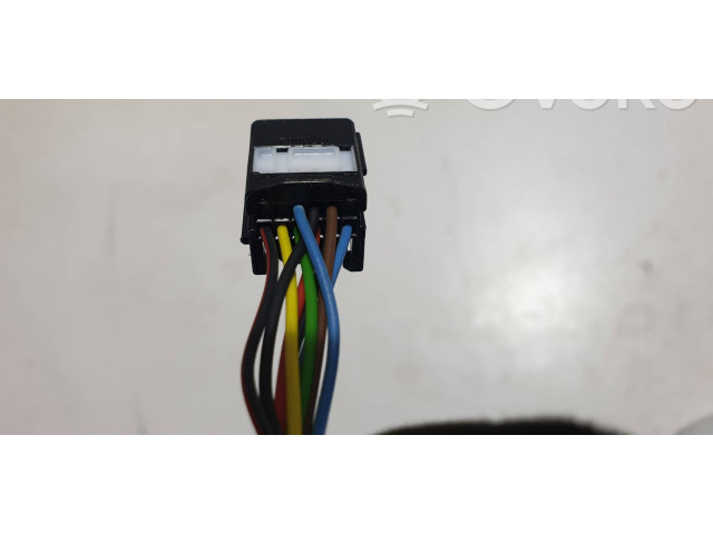 Зеркало электрическое Renault Clio V 2019 - года