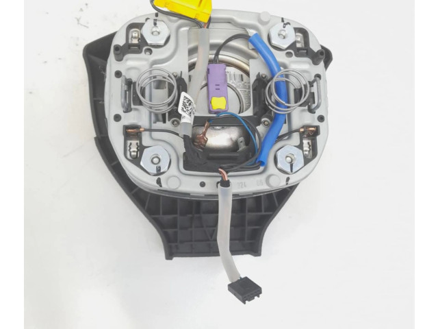 Надувная подушка для руля 1K0880201   Volkswagen  Jetta V  2005 - 2010 года