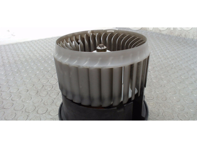 Вентилятор радиатора MF016070 Mitsubishi Colt